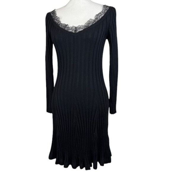 RED Valentino 100% Virgin Wool Ribbed Dress Lace Neckline Black Size Medium - Picture 1 of 13